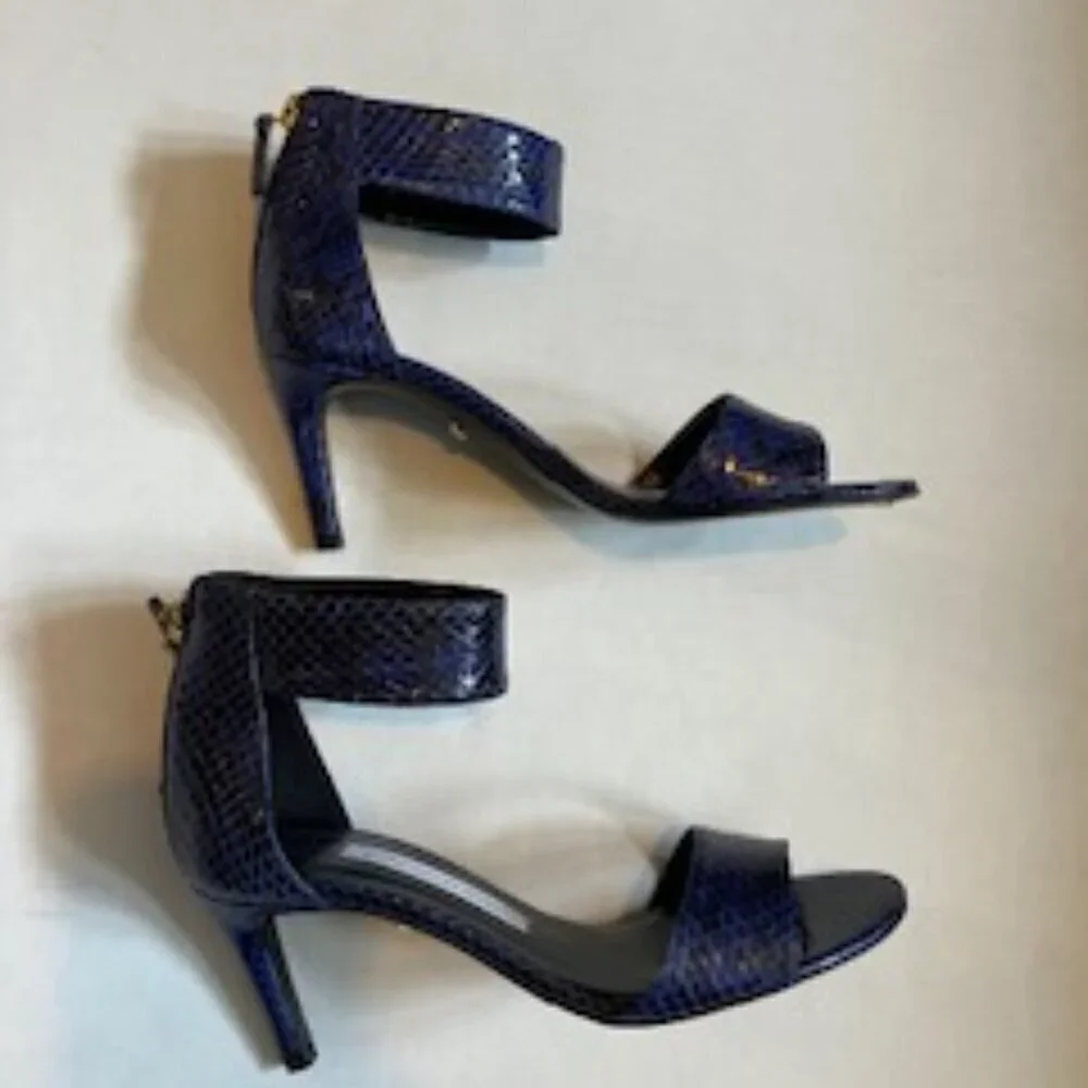 Diane Von Furstenberg snakeskin heels with ankle strap & zippered backs Size 5.5